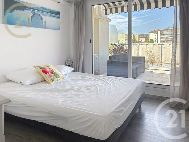Appartement F3 à vendre - 3 pièces - 81,86 m2 - Cannes - 06 - PROVENCE-ALPES-COTE-D-AZUR