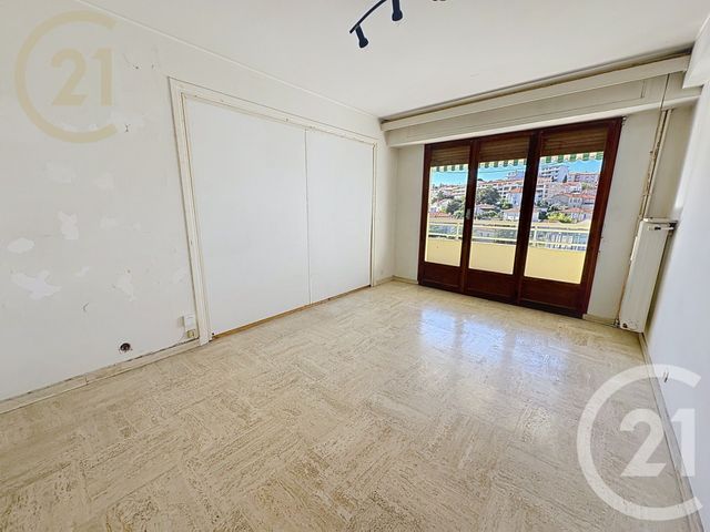 Appartement F3 &agrave; vendre - 3 pi&egrave;ces - 62,01 m2 - Cannes - 06 - PROVENCE-ALPES-COTE-D-AZUR