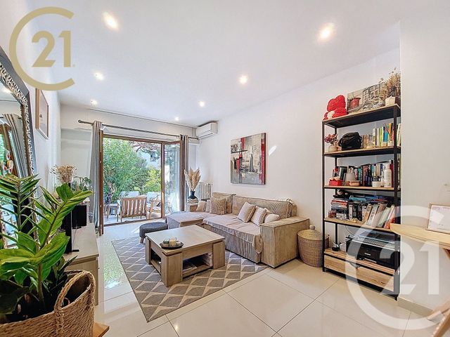 Appartement F3 à vendre - 3 pièces - 54,91 m2 - Cannes - 06 - PROVENCE-ALPES-COTE-D-AZUR