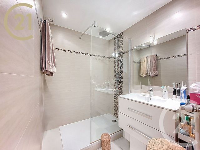 Appartement F3 à vendre - 3 pièces - 54,91 m2 - Cannes - 06 - PROVENCE-ALPES-COTE-D-AZUR