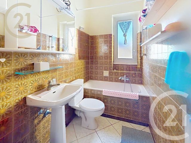 Appartement F6 à vendre - 6 pièces - 140,31 m2 - Cannes - 06 - PROVENCE-ALPES-COTE-D-AZUR