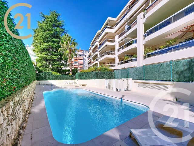 Appartement F2 à vendre - 2 pièces - 42,57 m2 - Cannes - 06 - PROVENCE-ALPES-COTE-D-AZUR