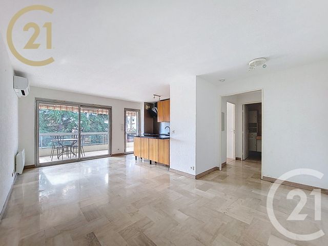 Appartement F2 à vendre - 2 pièces - 42,57 m2 - Cannes - 06 - PROVENCE-ALPES-COTE-D-AZUR