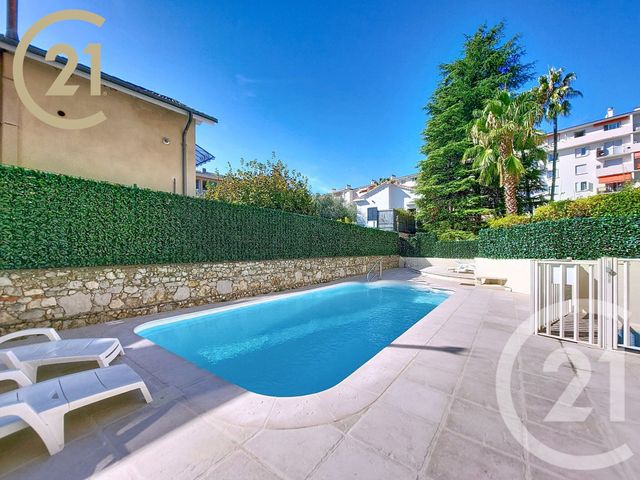 Appartement F2 à vendre - 2 pièces - 42,57 m2 - Cannes - 06 - PROVENCE-ALPES-COTE-D-AZUR