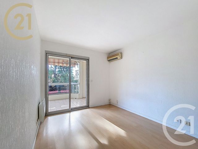 Appartement F2 à vendre - 2 pièces - 42,57 m2 - Cannes - 06 - PROVENCE-ALPES-COTE-D-AZUR