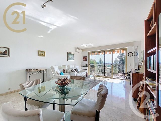 Appartement F3 à vendre - 3 pièces - 82,40 m2 - Cannes - 06 - PROVENCE-ALPES-COTE-D-AZUR