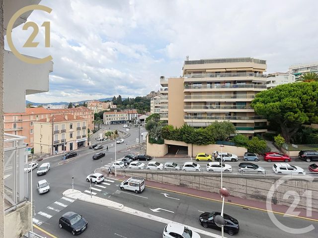 Appartement F1 à vendre - 1 pièce - 23,65 m2 - Cannes - 06 - PROVENCE-ALPES-COTE-D-AZUR