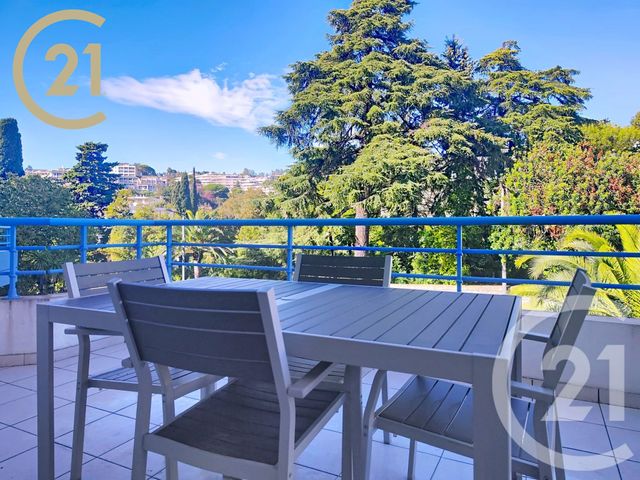 Appartement T2 à vendre - 2 pièces - 37,48 m2 - Cannes - 06 - PROVENCE-ALPES-COTE-D-AZUR