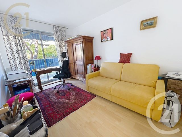 Appartement F3 à vendre - 3 pièces - 77,47 m2 - Cannes - 06 - PROVENCE-ALPES-COTE-D-AZUR