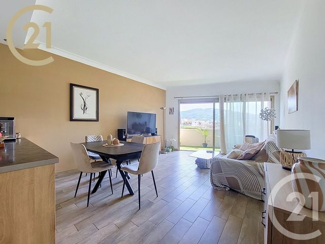 Appartement F2 &agrave; vendre - 2 pi&egrave;ces - 58,08 m2 - Cannes - 06 - PROVENCE-ALPES-COTE-D-AZUR