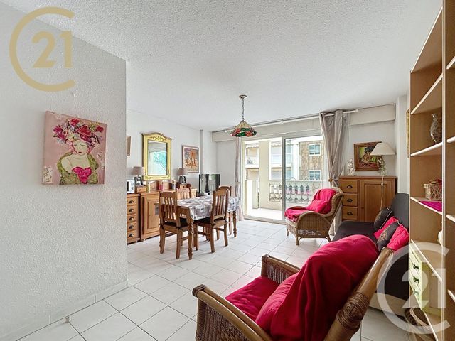 Appartement Studio à vendre - 1 pièce - 31 m2 - Cannes - 06 - PROVENCE-ALPES-COTE-D-AZUR