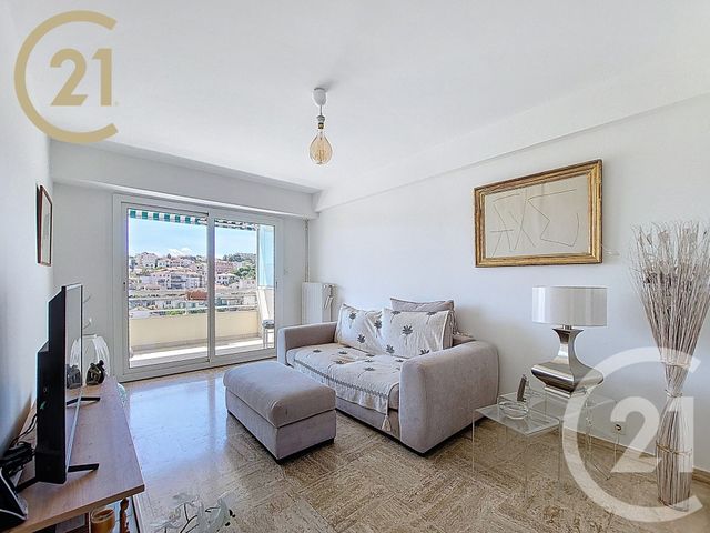 Appartement F3 à vendre - 3 pièces - 62,01 m2 - Cannes - 06 - PROVENCE-ALPES-COTE-D-AZUR