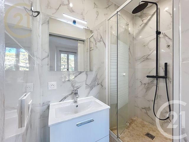 Appartement F2 à vendre - 2 pièces - 27,63 m2 - Cannes - 06 - PROVENCE-ALPES-COTE-D-AZUR