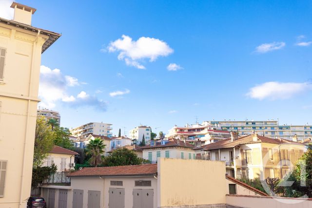 Appartement F2 à vendre - 2 pièces - 30,01 m2 - Cannes - 06 - PROVENCE-ALPES-COTE-D-AZUR