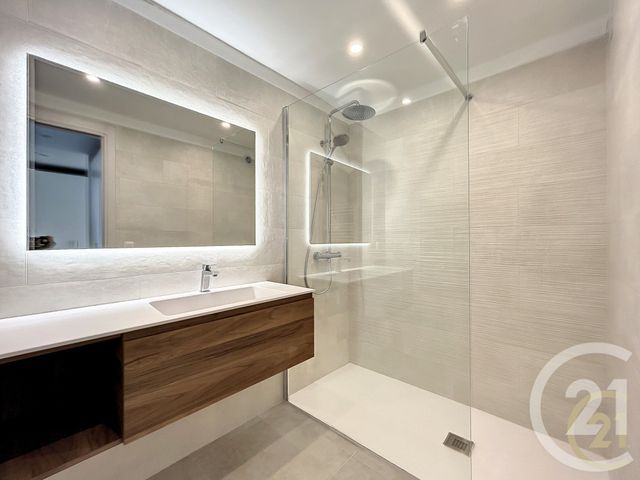 Appartement F3 &agrave; vendre - 3 pi&egrave;ces - 71 m2 - Cannes - 06 - PROVENCE-ALPES-COTE-D-AZUR