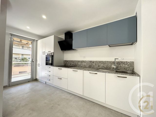 Appartement F3 &agrave; vendre - 3 pi&egrave;ces - 71 m2 - Cannes - 06 - PROVENCE-ALPES-COTE-D-AZUR