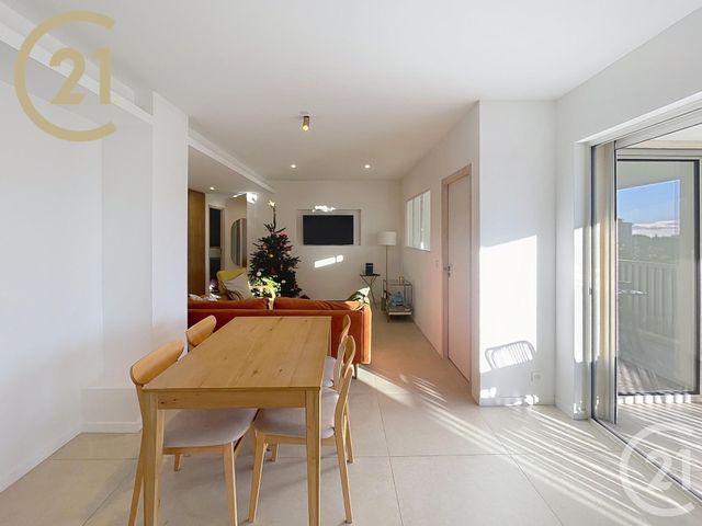 Appartement F3 à vendre - 3 pièces - 93,69 m2 - Cannes - 06 - PROVENCE-ALPES-COTE-D-AZUR