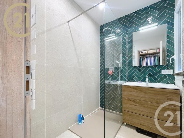 Appartement F3 à vendre - 3 pièces - 93,69 m2 - Cannes - 06 - PROVENCE-ALPES-COTE-D-AZUR