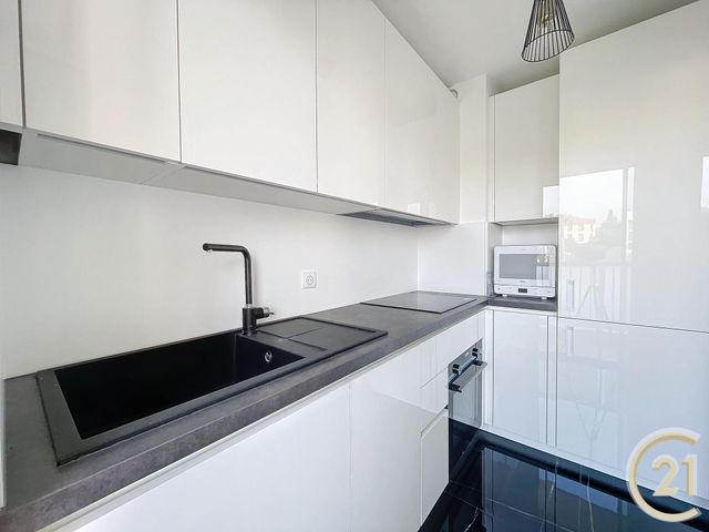 Appartement a louer cannes - 1 pièce(s) - 27 m2 - Surfyn