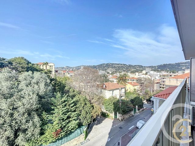 Appartement a louer cannes - 1 pièce(s) - 27 m2 - Surfyn