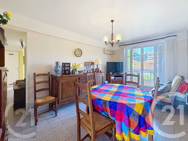 Appartement F4 &agrave; vendre - 4 pi&egrave;ces - 67,33 m2 - Cannes - 06 - PROVENCE-ALPES-COTE-D-AZUR