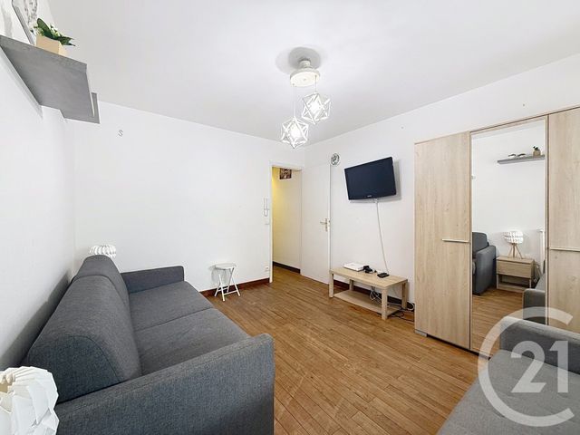 Appartement Studio &agrave; louer - 1 pi&egrave;ce - 19,65 m2 - Cannes - 06 - PROVENCE-ALPES-COTE-D-AZUR