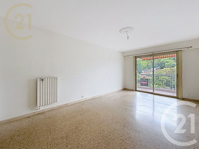 Appartement F4 à vendre - 4 pièces - 78,44 m2 - Le Cannet - 06 - PROVENCE-ALPES-COTE-D-AZUR