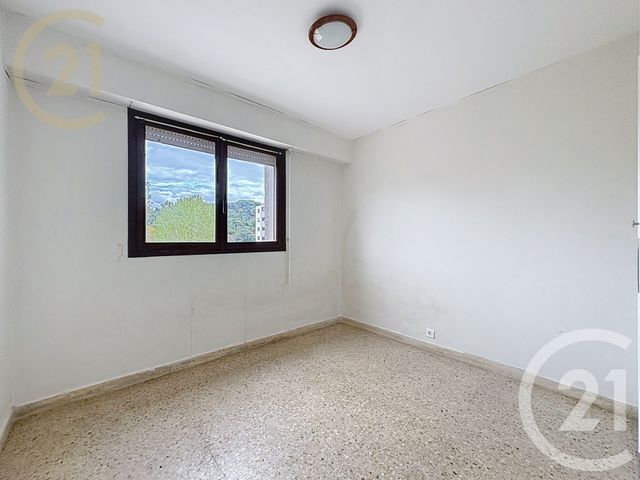 Appartement F4 à vendre - 4 pièces - 78,44 m2 - Le Cannet - 06 - PROVENCE-ALPES-COTE-D-AZUR