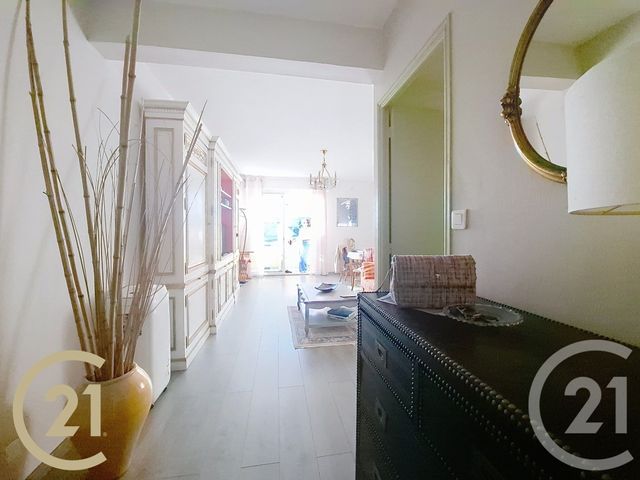 Appartement F2 &agrave; vendre - 2 pi&egrave;ces - 53,79 m2 - Cannes - 06 - PROVENCE-ALPES-COTE-D-AZUR