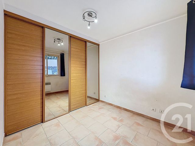 Appartement F3 &agrave; louer - 3 pi&egrave;ces - 53,23 m2 - Cannes - 06 - PROVENCE-ALPES-COTE-D-AZUR