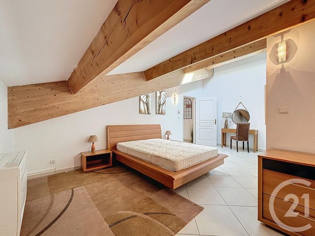 Appartement Duplex &agrave; louer - 3 pi&egrave;ces - 93,33 m2 - Cannes - 06 - PROVENCE-ALPES-COTE-D-AZUR