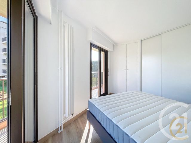 Appartement T2 &agrave; louer - 2 pi&egrave;ces - 42 m2 - Mandelieu La Napoule - 06 - PROVENCE-ALPES-COTE-D-AZUR