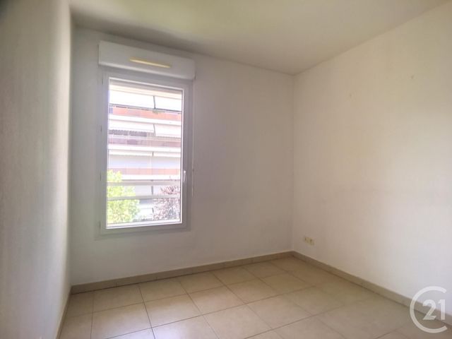 Appartement F3 &agrave; louer - 3 pi&egrave;ces - 60,58 m2 - Cannes La Bocca - 06 - PROVENCE-ALPES-COTE-D-AZUR