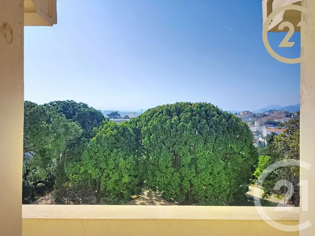 Appartement T6 &agrave; vendre - 6 pi&egrave;ces - 174,61 m2 - Cannes - 06 - PROVENCE-ALPES-COTE-D-AZUR