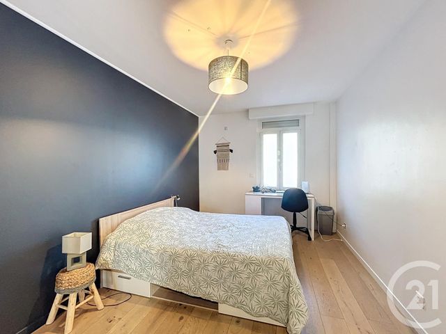 Appartement F4 &agrave; louer - 4 pi&egrave;ces - 90,51 m2 - Cannes - 06 - PROVENCE-ALPES-COTE-D-AZUR