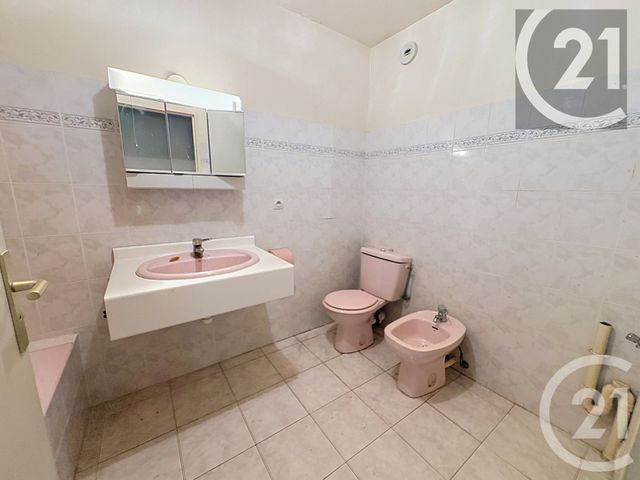 Appartement F4 &agrave; vendre - 4 pi&egrave;ces - 75,70 m2 - Cannes - 06 - PROVENCE-ALPES-COTE-D-AZUR