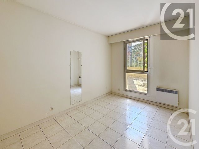Appartement F4 &agrave; vendre - 4 pi&egrave;ces - 75,70 m2 - Cannes - 06 - PROVENCE-ALPES-COTE-D-AZUR