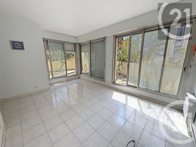 Appartement F4 &agrave; vendre - 4 pi&egrave;ces - 75,70 m2 - Cannes - 06 - PROVENCE-ALPES-COTE-D-AZUR