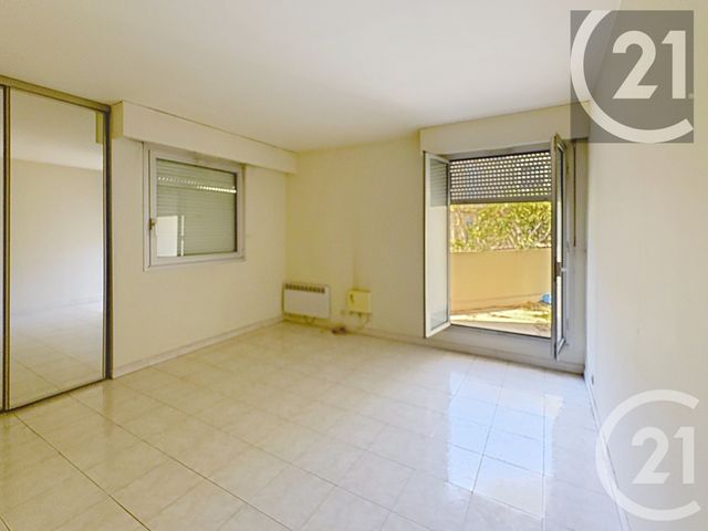 Appartement F4 &agrave; vendre - 4 pi&egrave;ces - 75,70 m2 - Cannes - 06 - PROVENCE-ALPES-COTE-D-AZUR