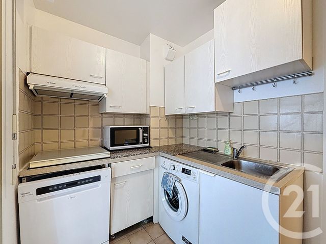 Appartement F3 &agrave; louer - 3 pi&egrave;ces - 59,17 m2 - Cannes - 06 - PROVENCE-ALPES-COTE-D-AZUR