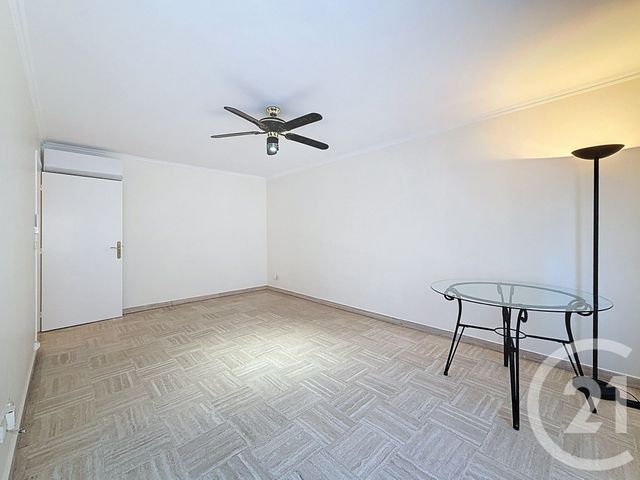 Appartement F3 &agrave; louer - 3 pi&egrave;ces - 59,17 m2 - Cannes - 06 - PROVENCE-ALPES-COTE-D-AZUR