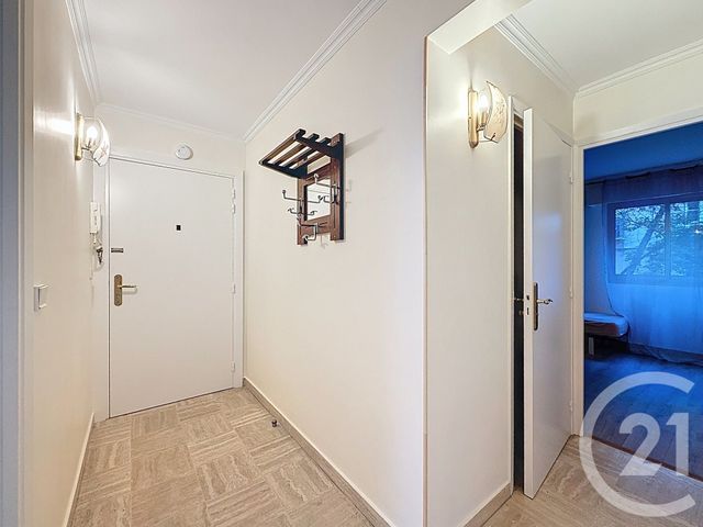 Appartement F3 &agrave; louer - 3 pi&egrave;ces - 59,17 m2 - Cannes - 06 - PROVENCE-ALPES-COTE-D-AZUR