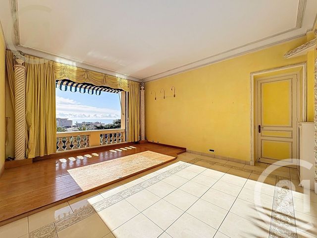 Appartement F2 &agrave; vendre - 2 pi&egrave;ces - 69,86 m2 - Cannes - 06 - PROVENCE-ALPES-COTE-D-AZUR