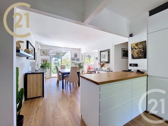 Appartement F5 &agrave; vendre - 5 pi&egrave;ces - 77,78 m2 - Cannes - 06 - PROVENCE-ALPES-COTE-D-AZUR