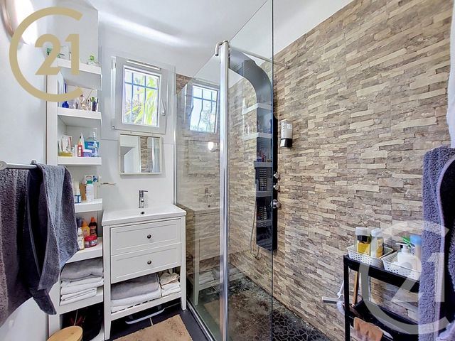 Appartement F5 &agrave; vendre - 5 pi&egrave;ces - 77,78 m2 - Cannes - 06 - PROVENCE-ALPES-COTE-D-AZUR