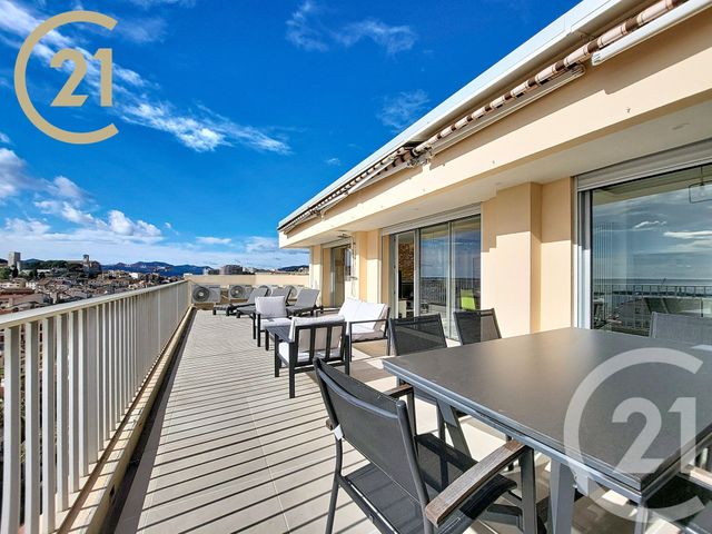 Appartement F4 &agrave; vendre - 3 pi&egrave;ces - 78 m2 - Cannes - 06 - PROVENCE-ALPES-COTE-D-AZUR