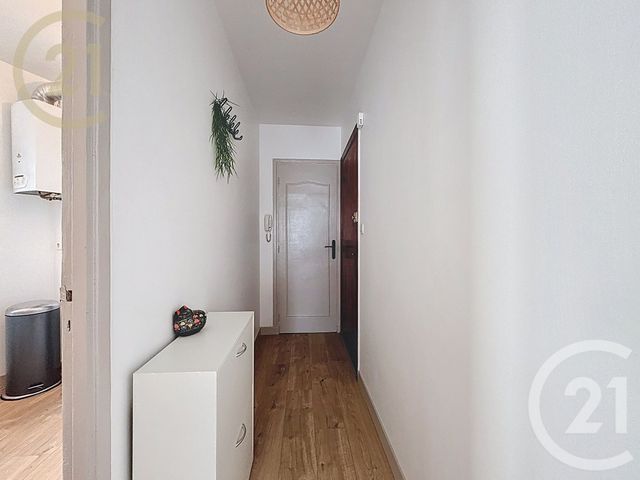 Appartement F1 &agrave; louer - 1 pi&egrave;ce - 30,56 m2 - Cannes - 06 - PROVENCE-ALPES-COTE-D-AZUR