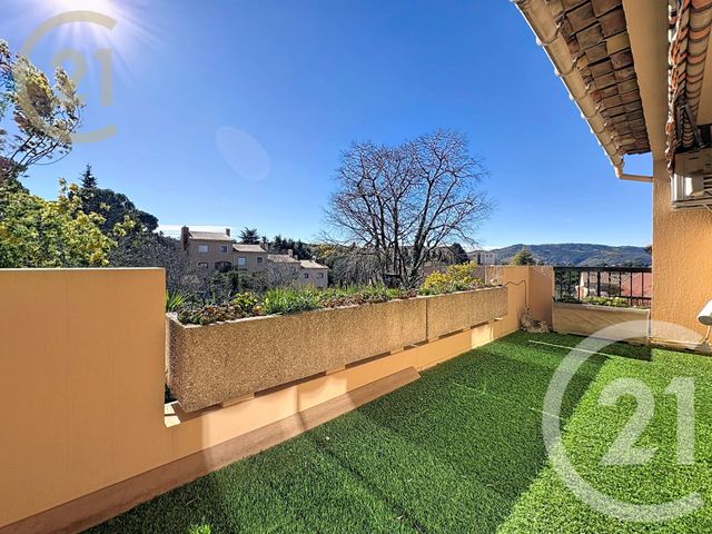 Maison &agrave; vendre - 4 pi&egrave;ces - 97,25 m2 - Cannes - 06 - PROVENCE-ALPES-COTE-D-AZUR