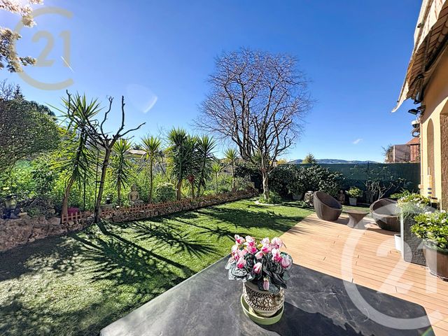 Maison &agrave; vendre - 4 pi&egrave;ces - 97,25 m2 - Cannes - 06 - PROVENCE-ALPES-COTE-D-AZUR
