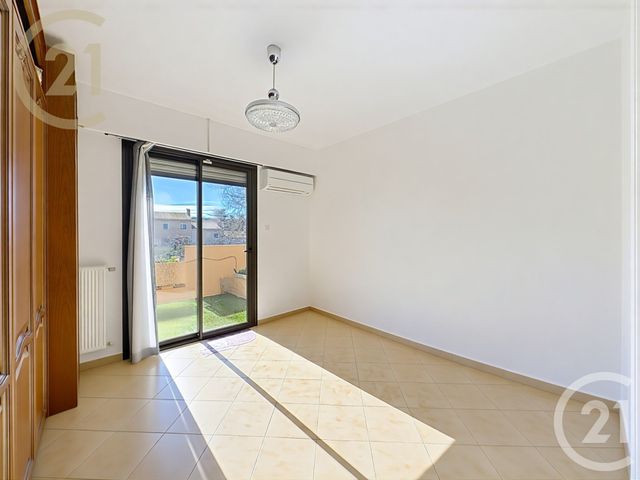 Maison &agrave; vendre - 4 pi&egrave;ces - 97,25 m2 - Cannes - 06 - PROVENCE-ALPES-COTE-D-AZUR